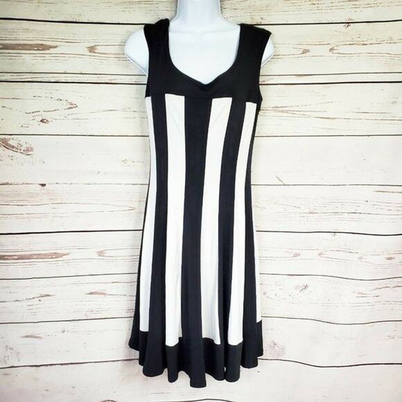 Connected Apparel Striped Sleeveless Fit & Flare Dress Black & White Size 16 - Picture 1 of 6